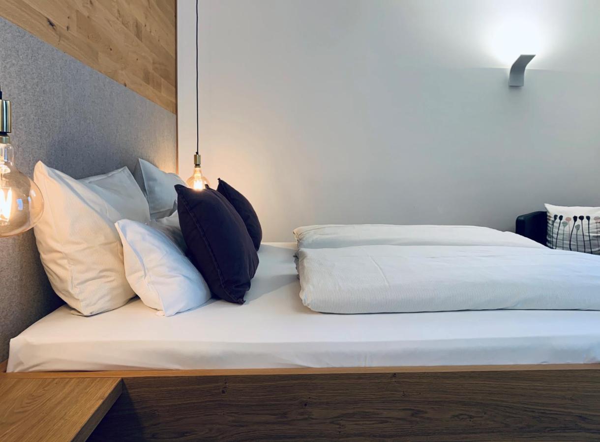 Stadthotel Kachelofen Krumbach Eksteriør bilde