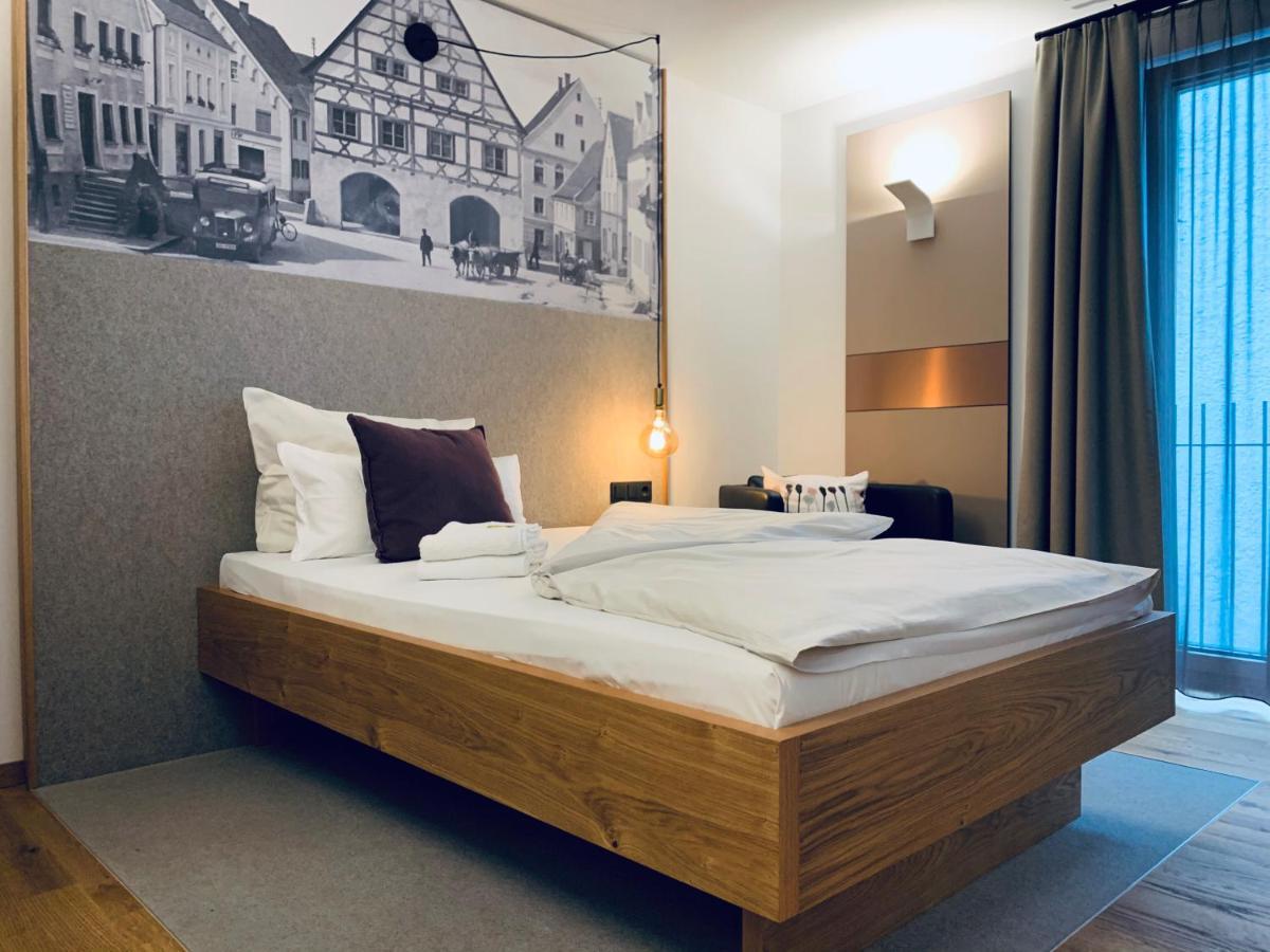 Stadthotel Kachelofen Krumbach Eksteriør bilde