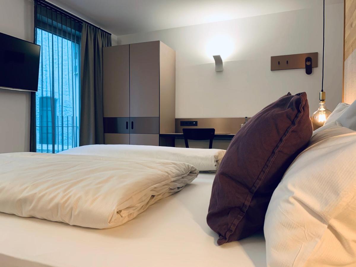 Stadthotel Kachelofen Krumbach Eksteriør bilde
