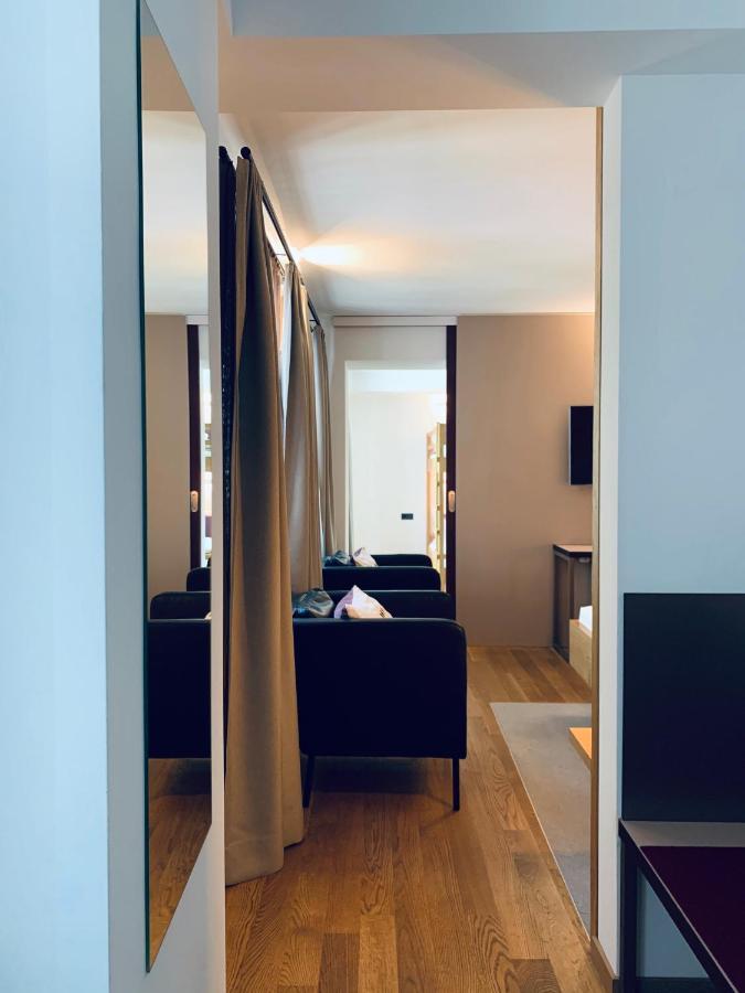 Stadthotel Kachelofen Krumbach Eksteriør bilde