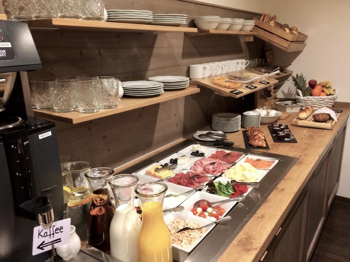 Stadthotel Kachelofen Krumbach Eksteriør bilde